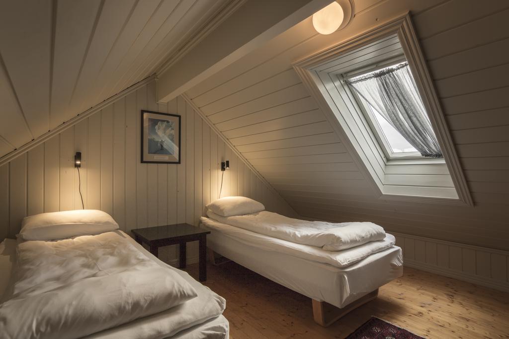 Haholmen - By Classic Norway Hotels Karvåg المظهر الخارجي الصورة